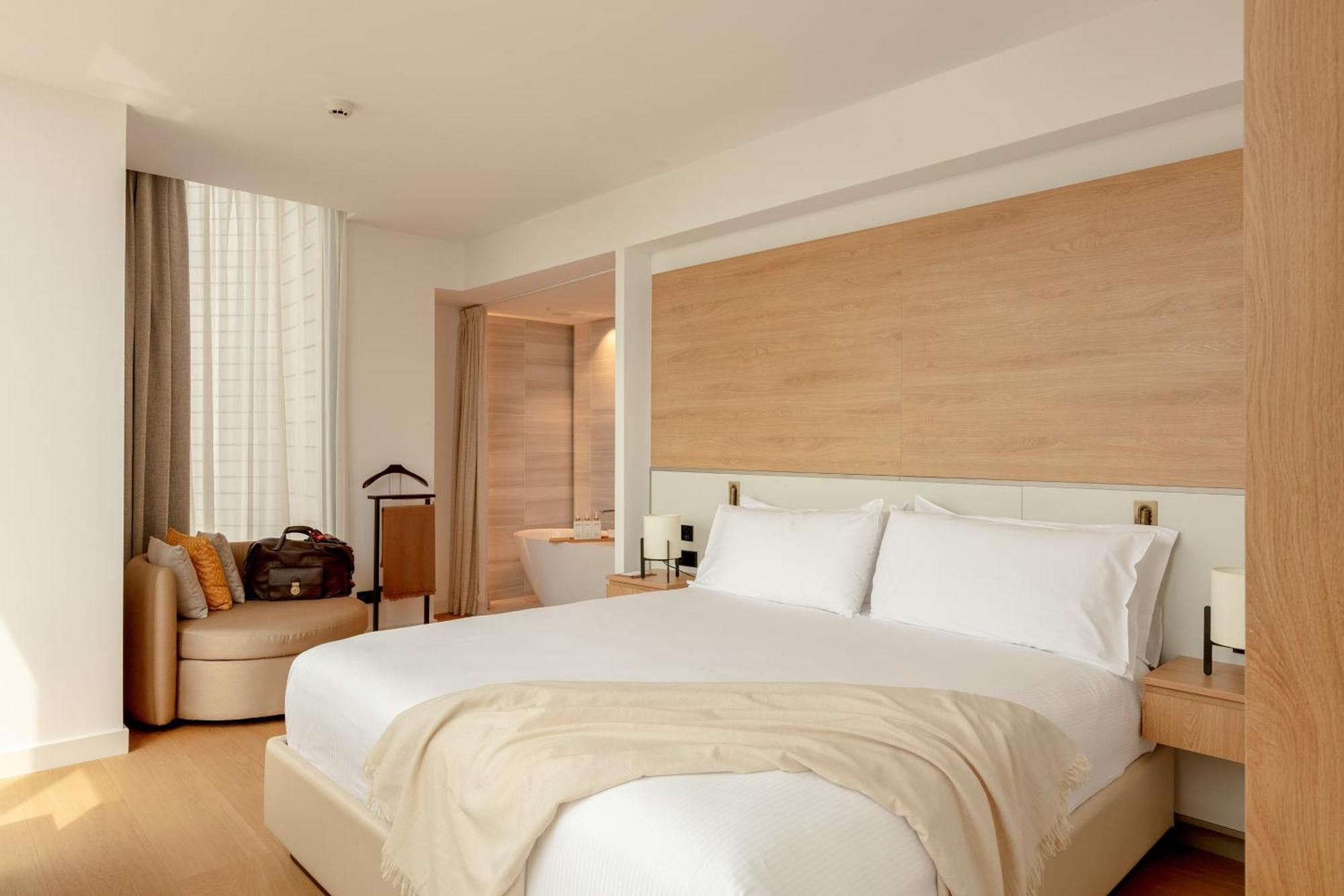 Torre Melina, A Gran Melia Hotel Barcelona Exterior photo